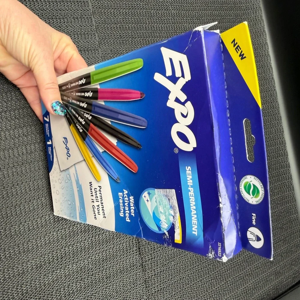 Expo Wet Erase Markers Fine Tip 7 Colors with Microfiber Cloth 8ct 2217323